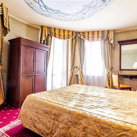 Belvedere Hotel