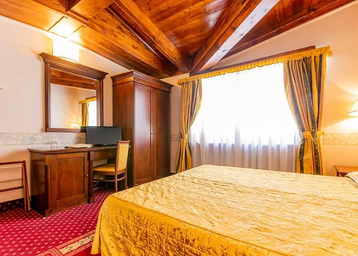 فندق Belvedere 4*